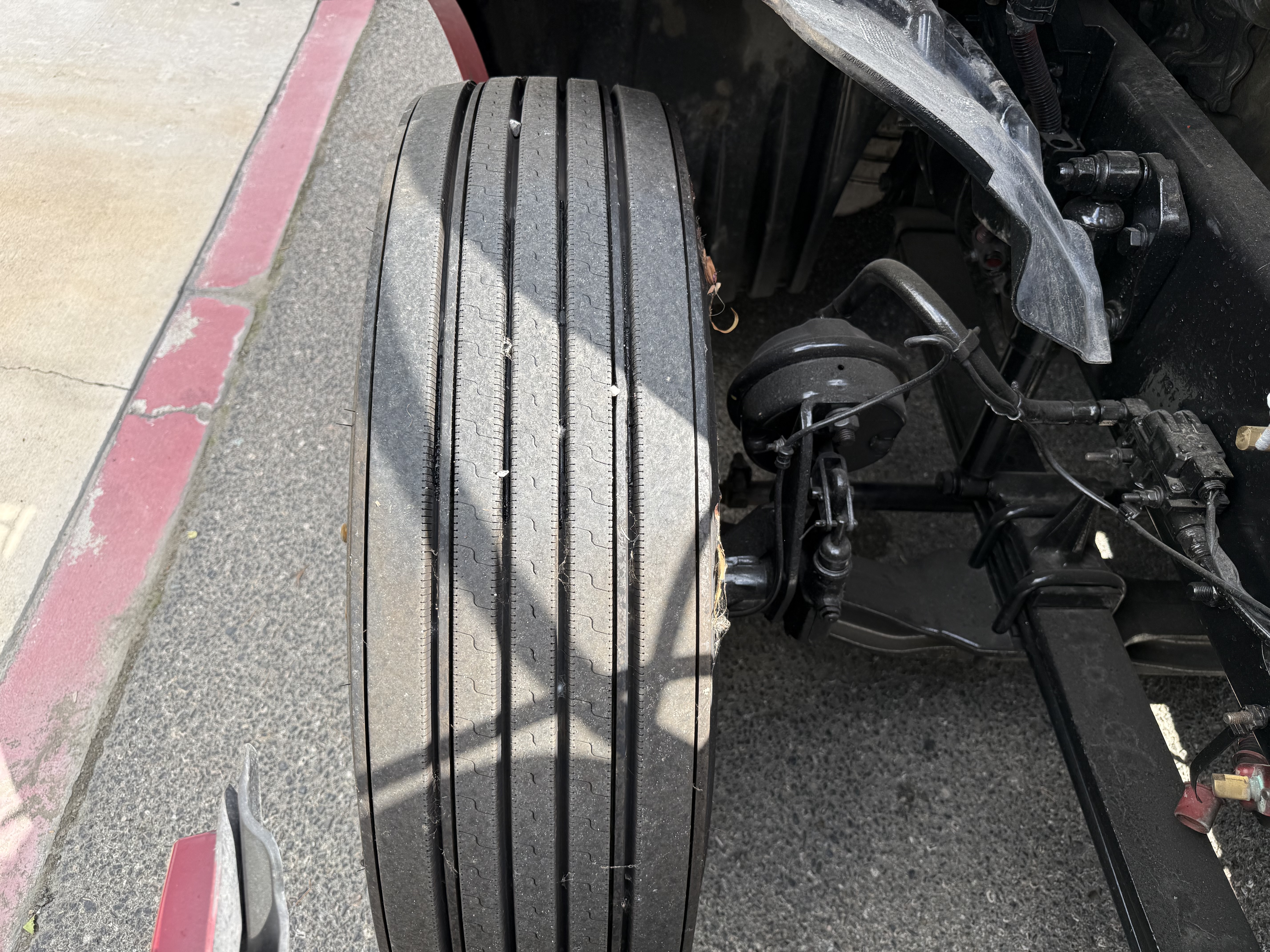 2022 FREIGHTLINER CASCADIA 126SLP - image 13