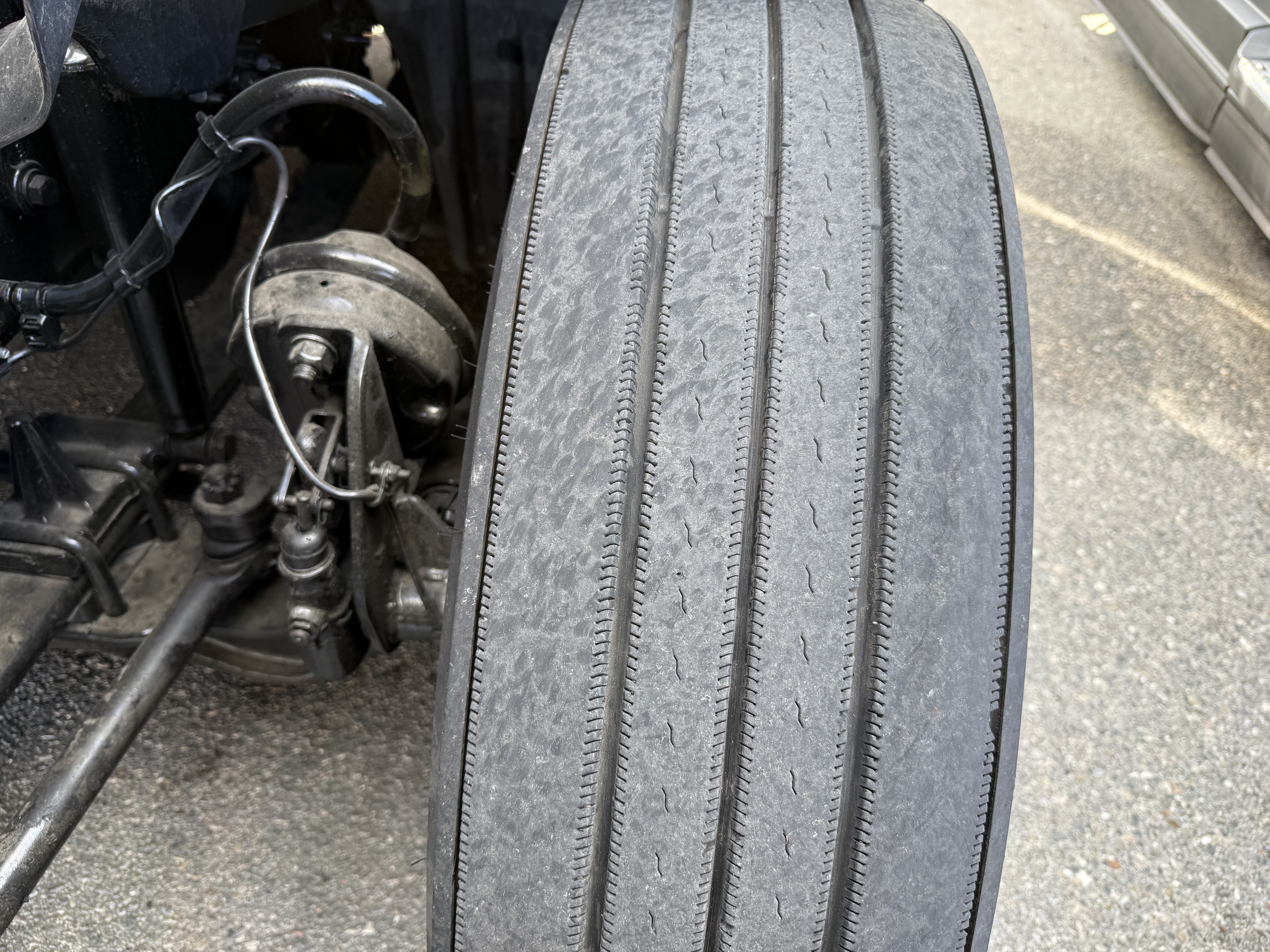 2023 FREIGHTLINER CASCADIA 126SLP - image 15