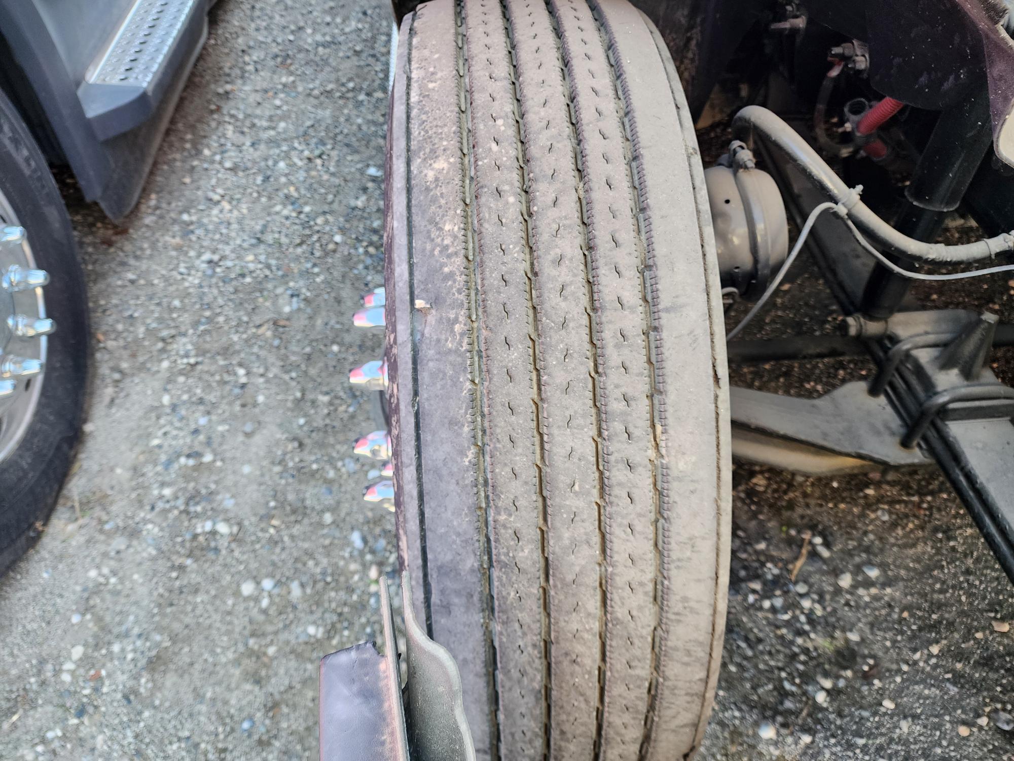 2023 FREIGHTLINER CASCADIA 126SLP - image 11