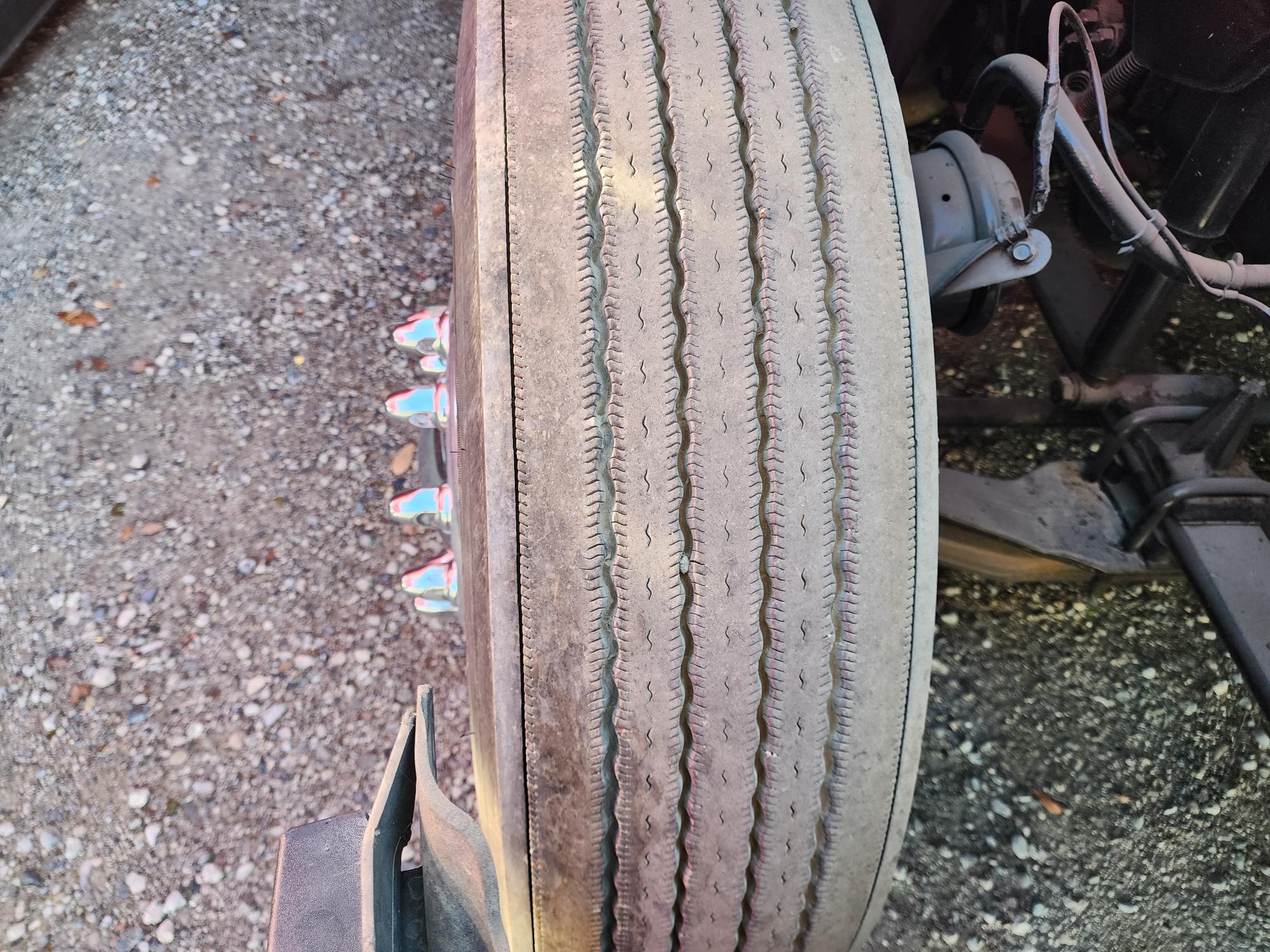 2021 FREIGHTLINER CASCADIA 126SLP - image 11