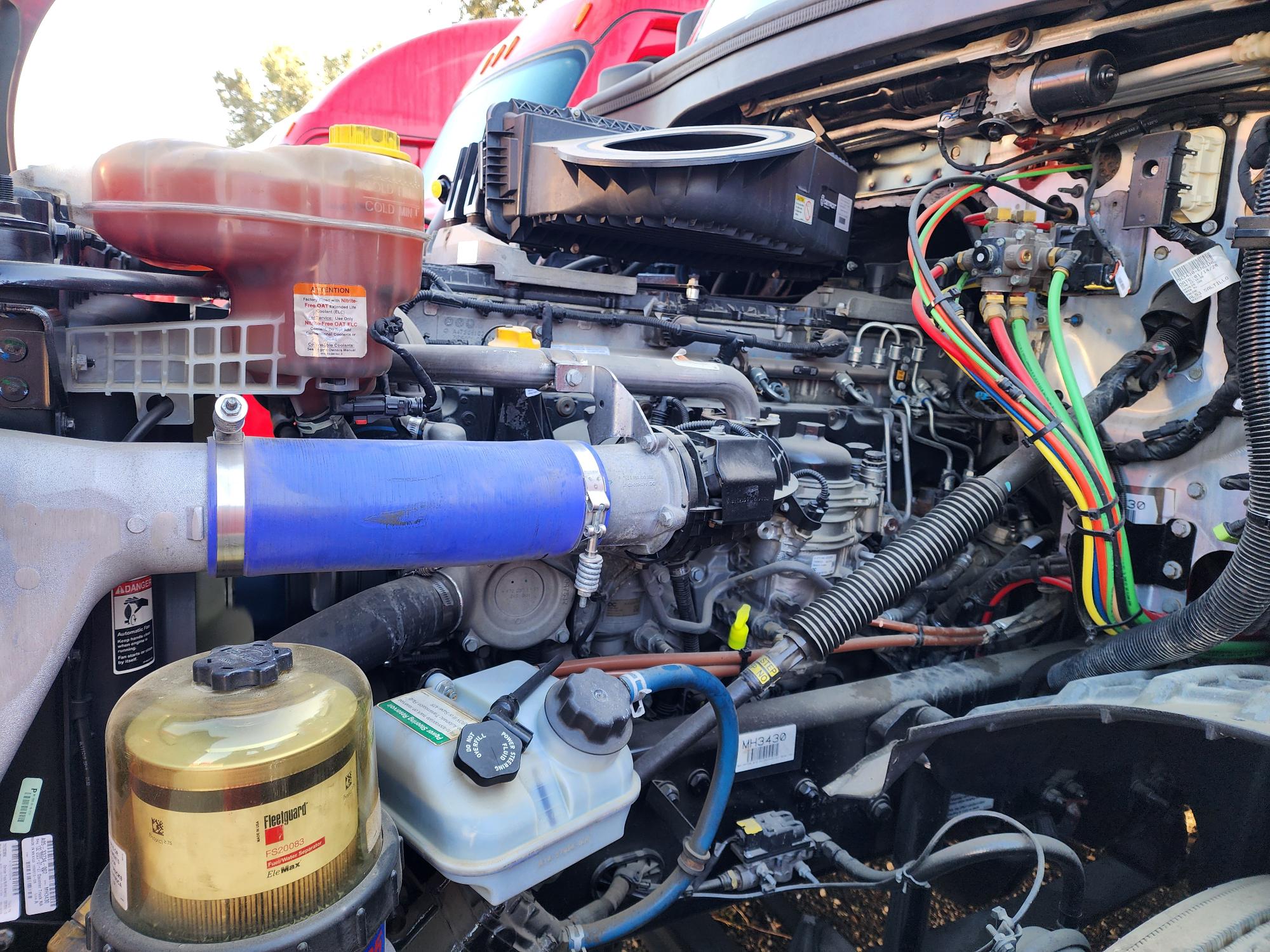 2021 FREIGHTLINER CASCADIA 126SLP - image 10