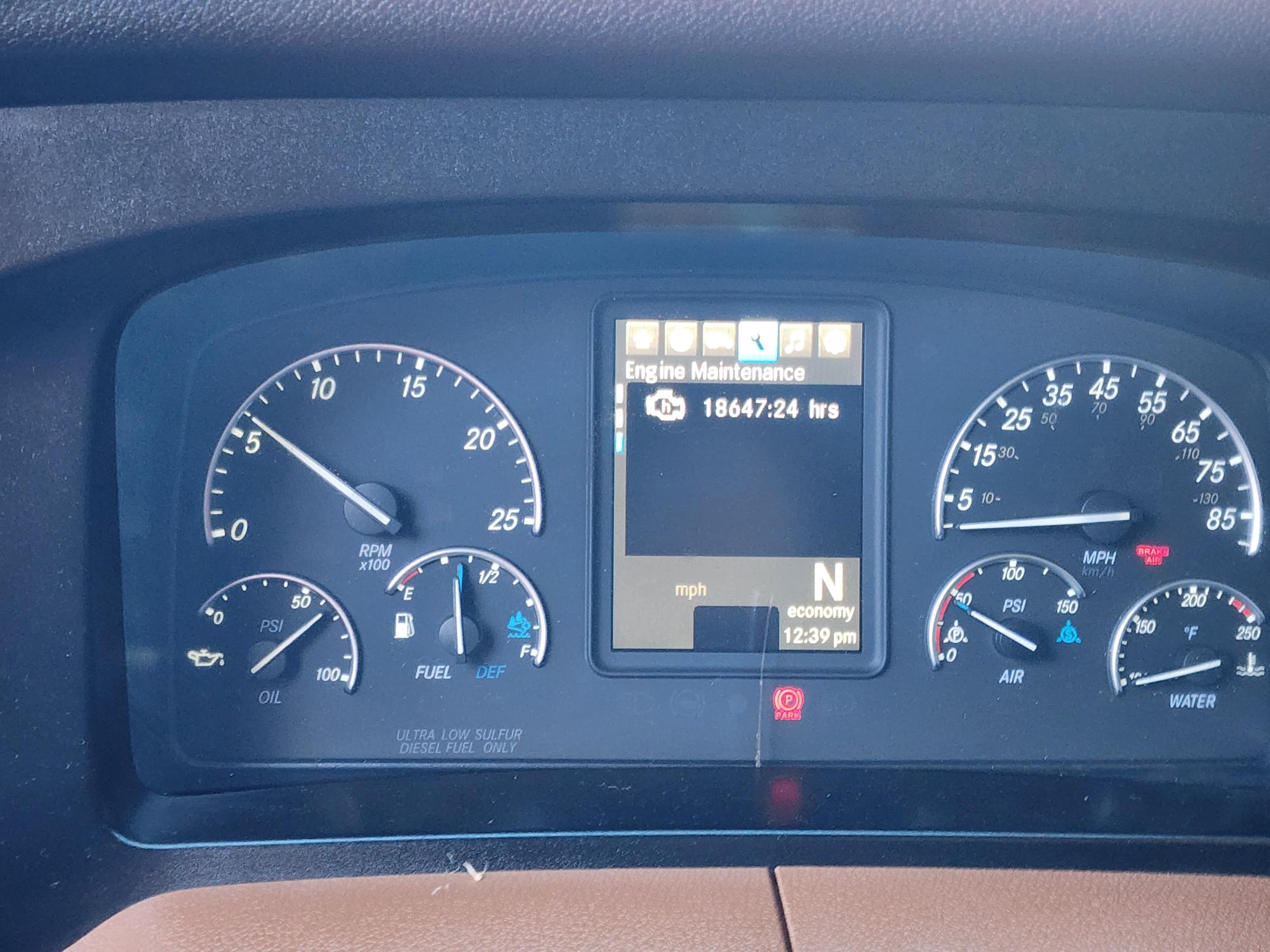 2020 FREIGHTLINER CASCADIA 126SLP - image 15