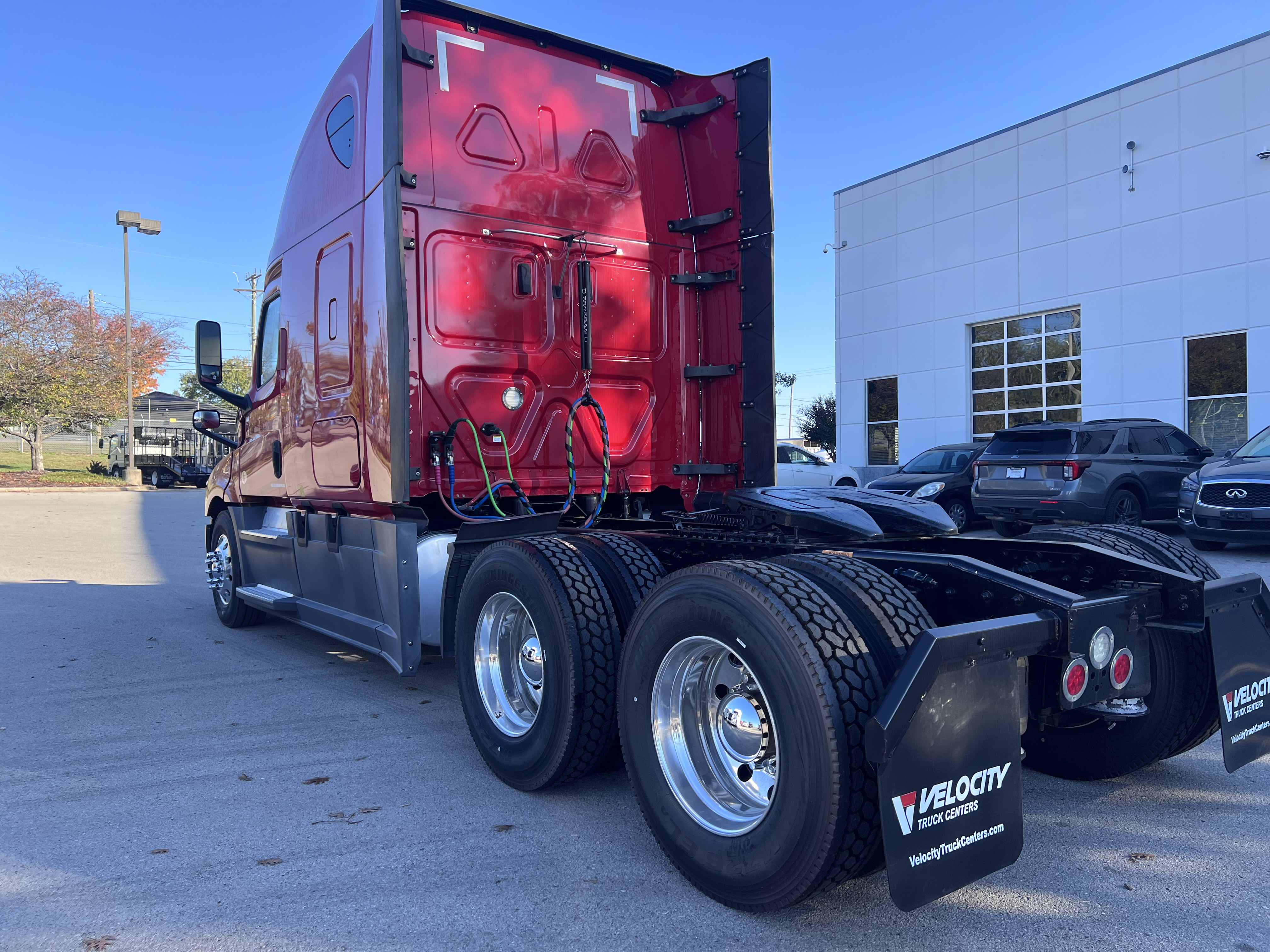 2020 FREIGHTLINER CASCADIA 126SLP - image 3