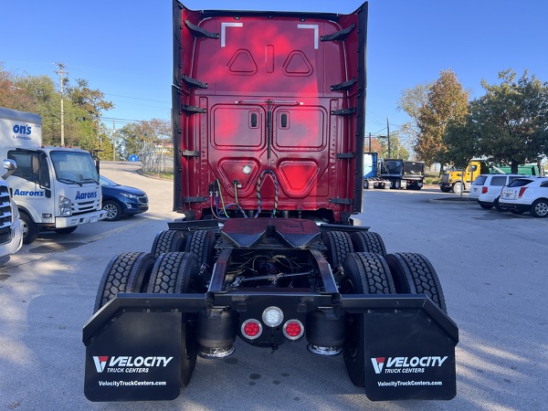 FREIGHTLINER CASCADIA 126SLP 2020