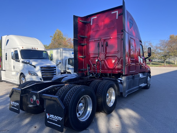 FREIGHTLINER CASCADIA 126SLP 2020