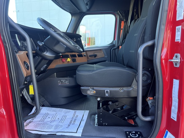 FREIGHTLINER CASCADIA 126SLP 2020