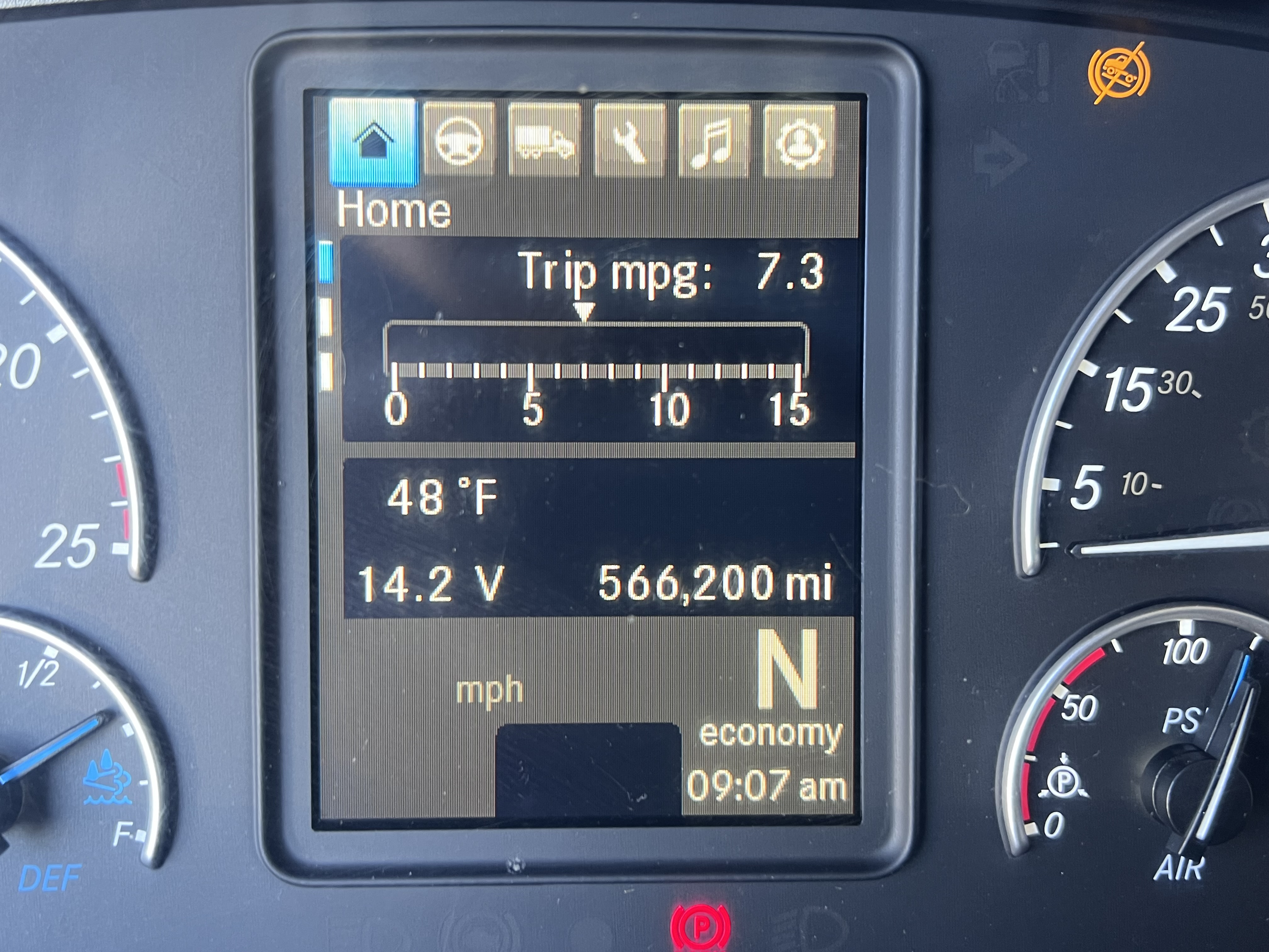 2020 FREIGHTLINER CASCADIA 126SLP - image 17