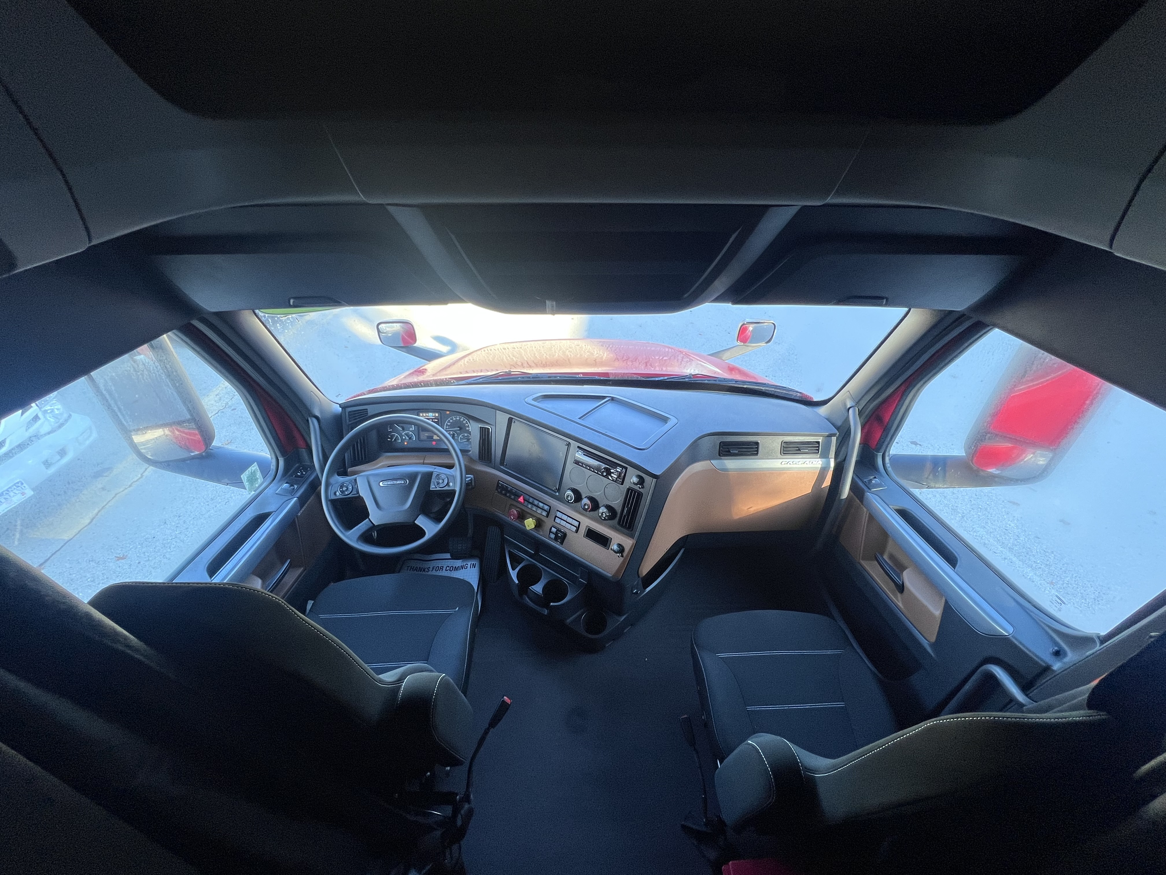 2020 FREIGHTLINER CASCADIA 126SLP - image 23