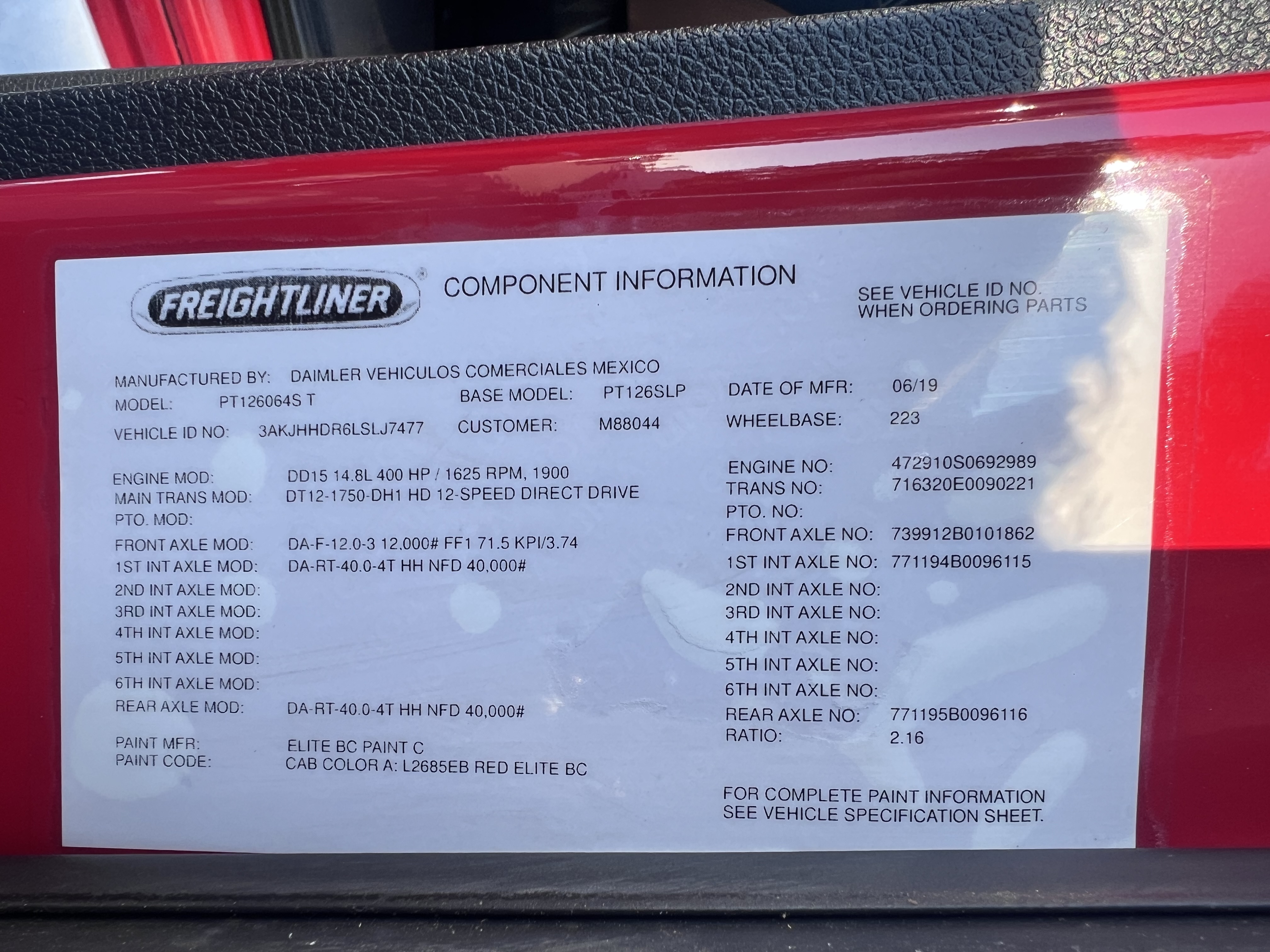 2020 FREIGHTLINER CASCADIA 126SLP - image 24