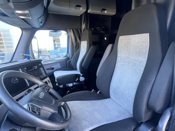 FREIGHTLINER CASCADIA 126SLP 2020