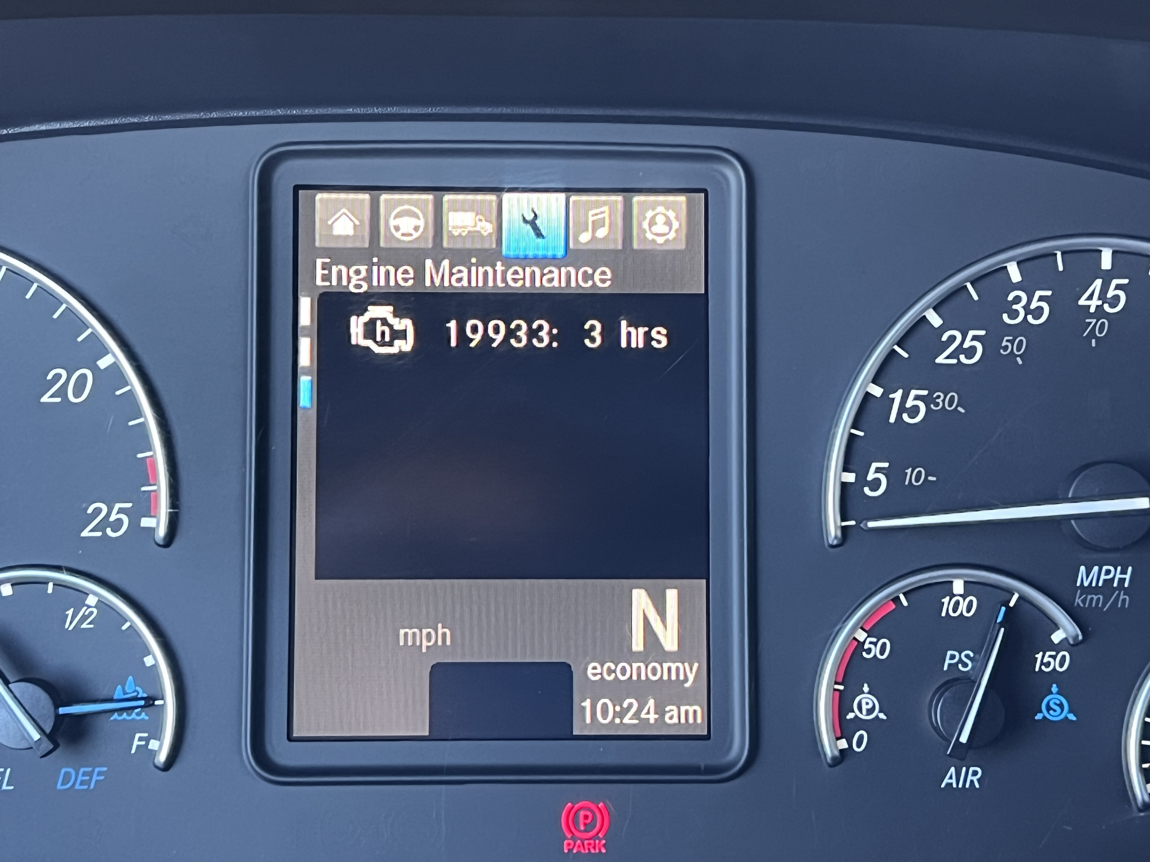 2020 FREIGHTLINER CASCADIA 126SLP - image 18