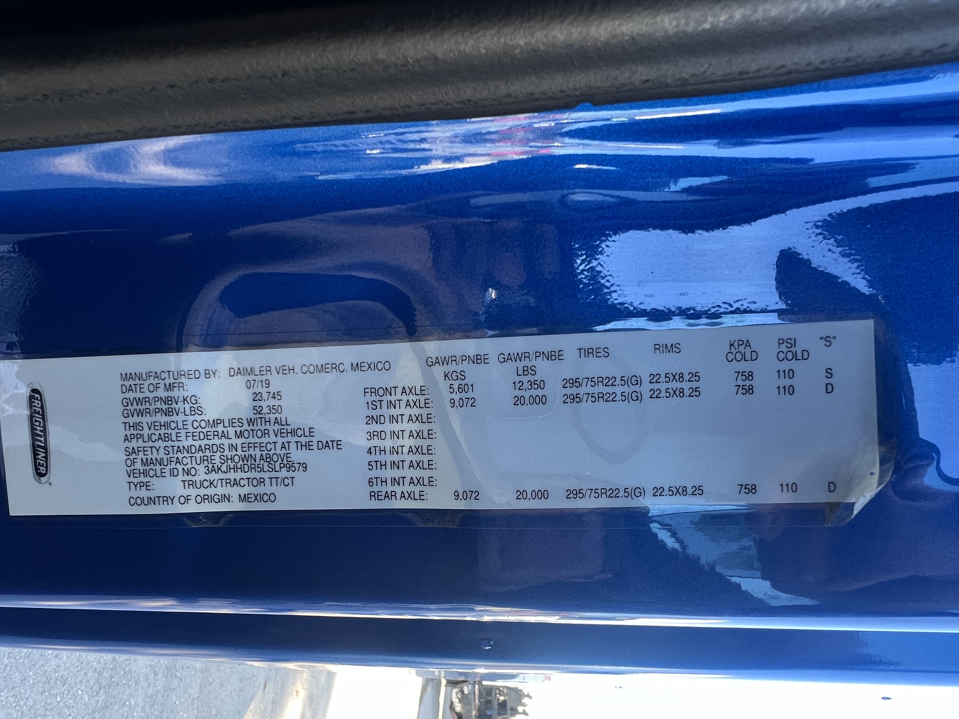 2020 FREIGHTLINER CASCADIA 126SLP - image 26