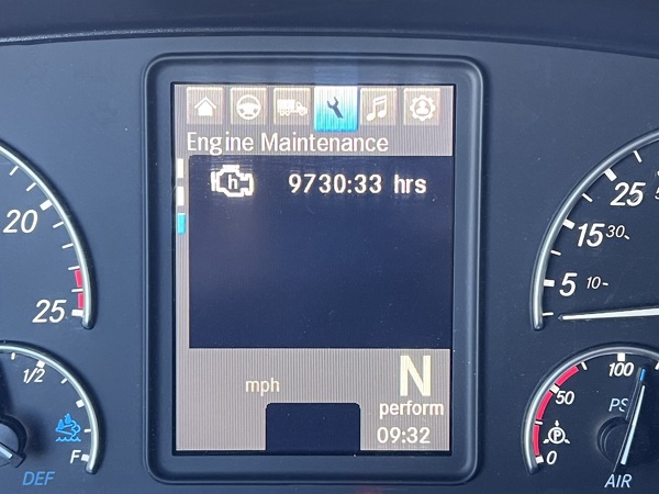 FREIGHTLINER CASCADIA 126SLP 2021