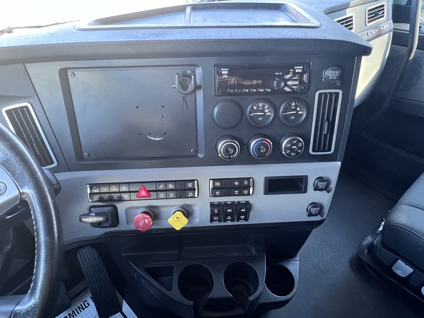 FREIGHTLINER CASCADIA 126SLP 2021