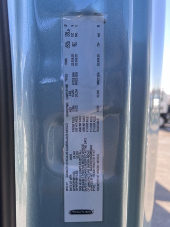 FREIGHTLINER CASCADIA 126SLP 2021