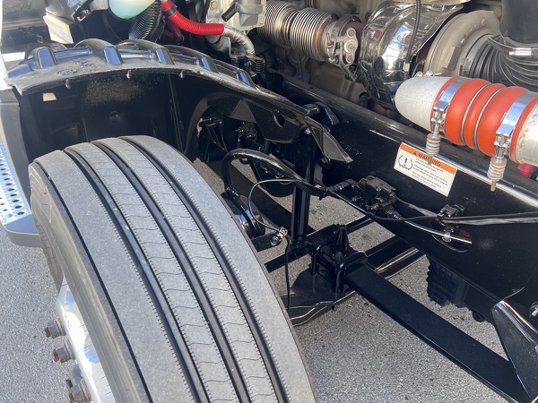 FREIGHTLINER CASCADIA 126SLP 2023