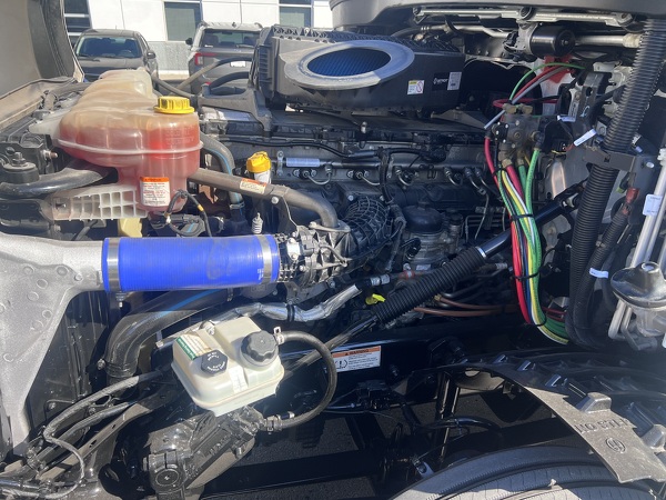 FREIGHTLINER CASCADIA 126SLP 2023