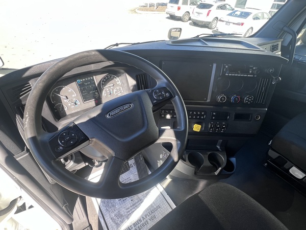 FREIGHTLINER CASCADIA 126SLP 2023