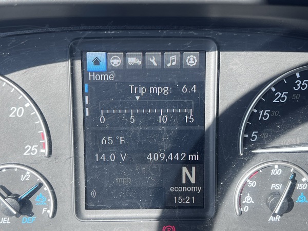 FREIGHTLINER CASCADIA 126SLP 2023