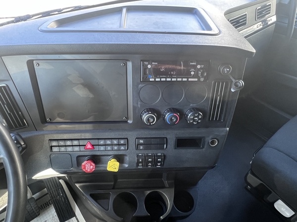 FREIGHTLINER CASCADIA 126SLP 2023