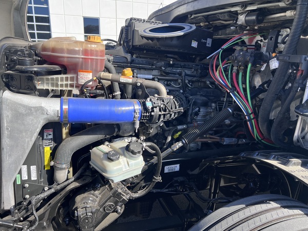 FREIGHTLINER CASCADIA 126SLP 2023