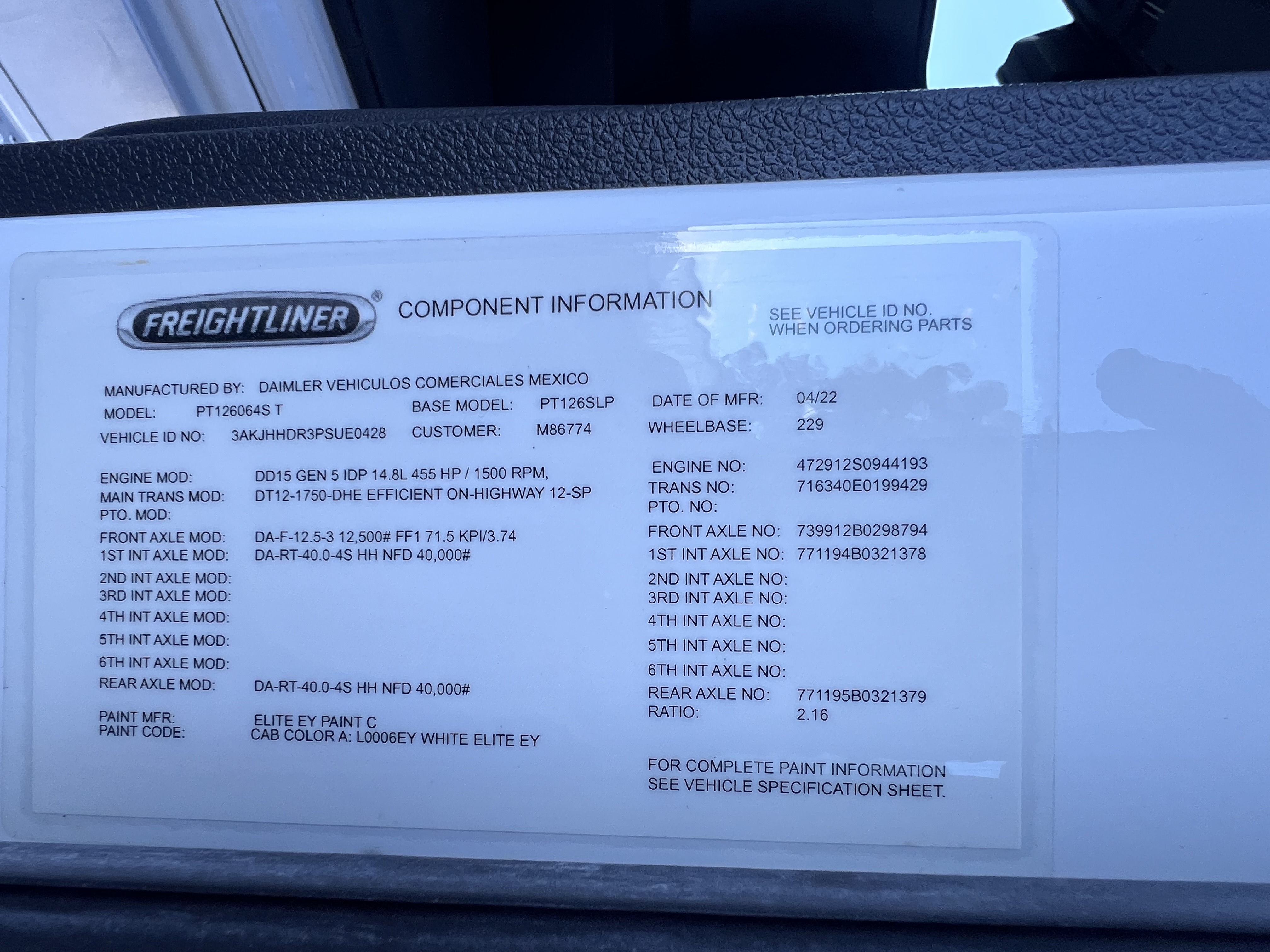 2023 FREIGHTLINER CASCADIA 126SLP - image 25