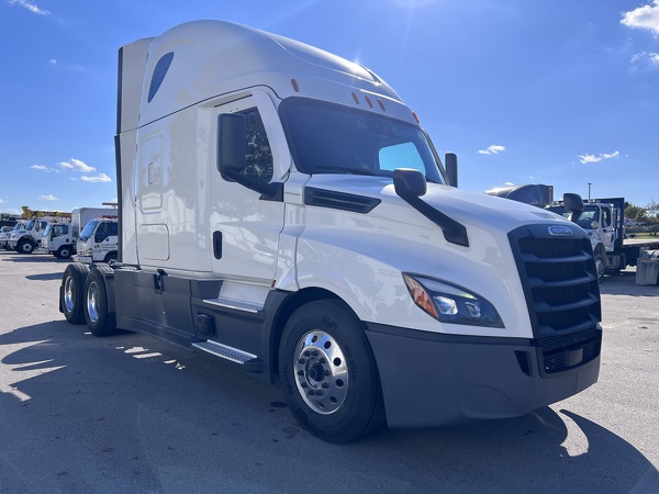 FREIGHTLINER CASCADIA 126SLP 2022