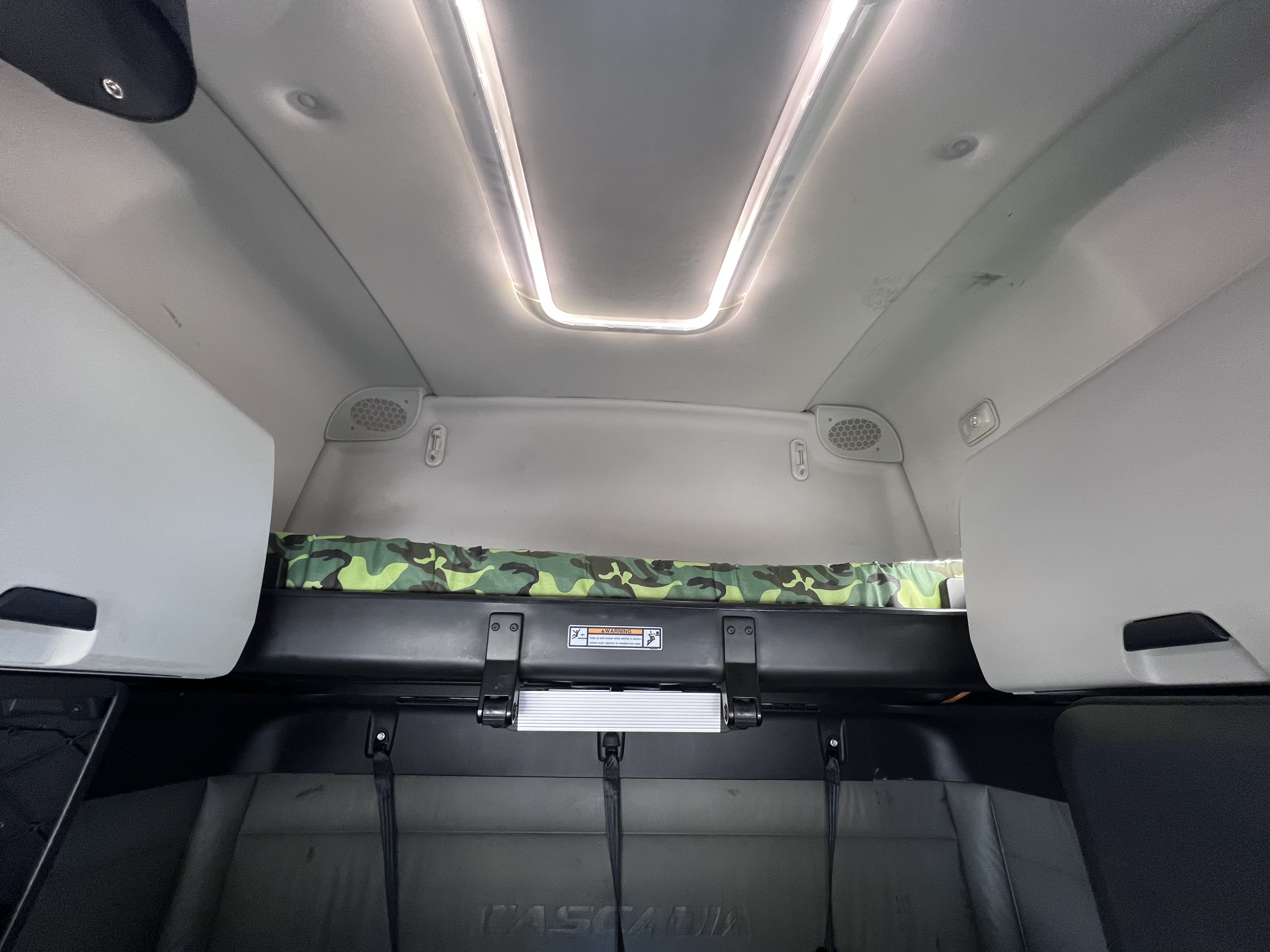 2022 FREIGHTLINER CASCADIA 126SLP - image 22