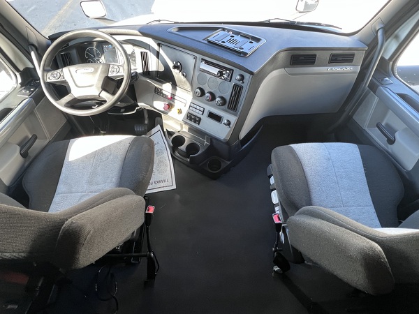 FREIGHTLINER CASCADIA 126SLP 2022