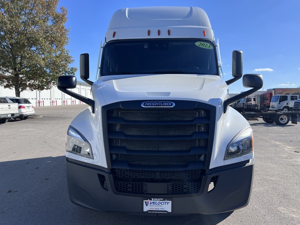FREIGHTLINER CASCADIA 126SLP 2023