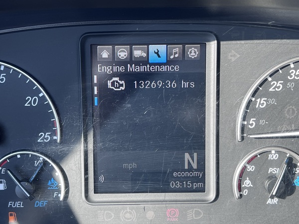 FREIGHTLINER CASCADIA 126SLP 2023