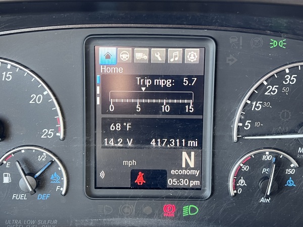 FREIGHTLINER CASCADIA 126SLP 2023