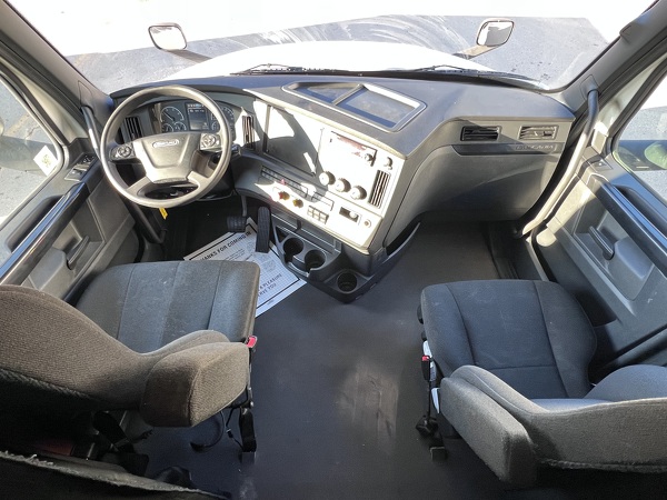 FREIGHTLINER CASCADIA 126SLP 2023