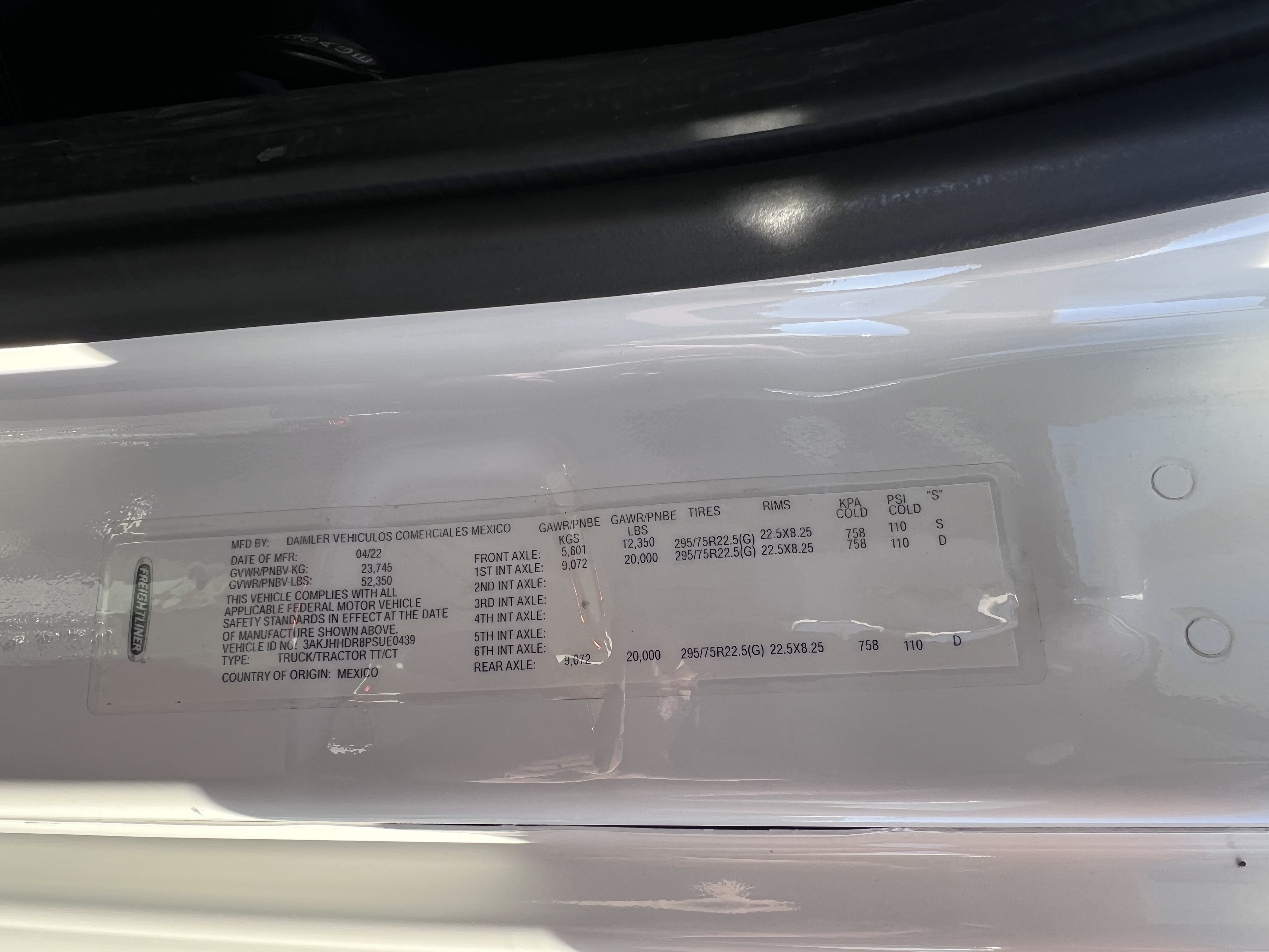 2023 FREIGHTLINER CASCADIA 126SLP - image 27