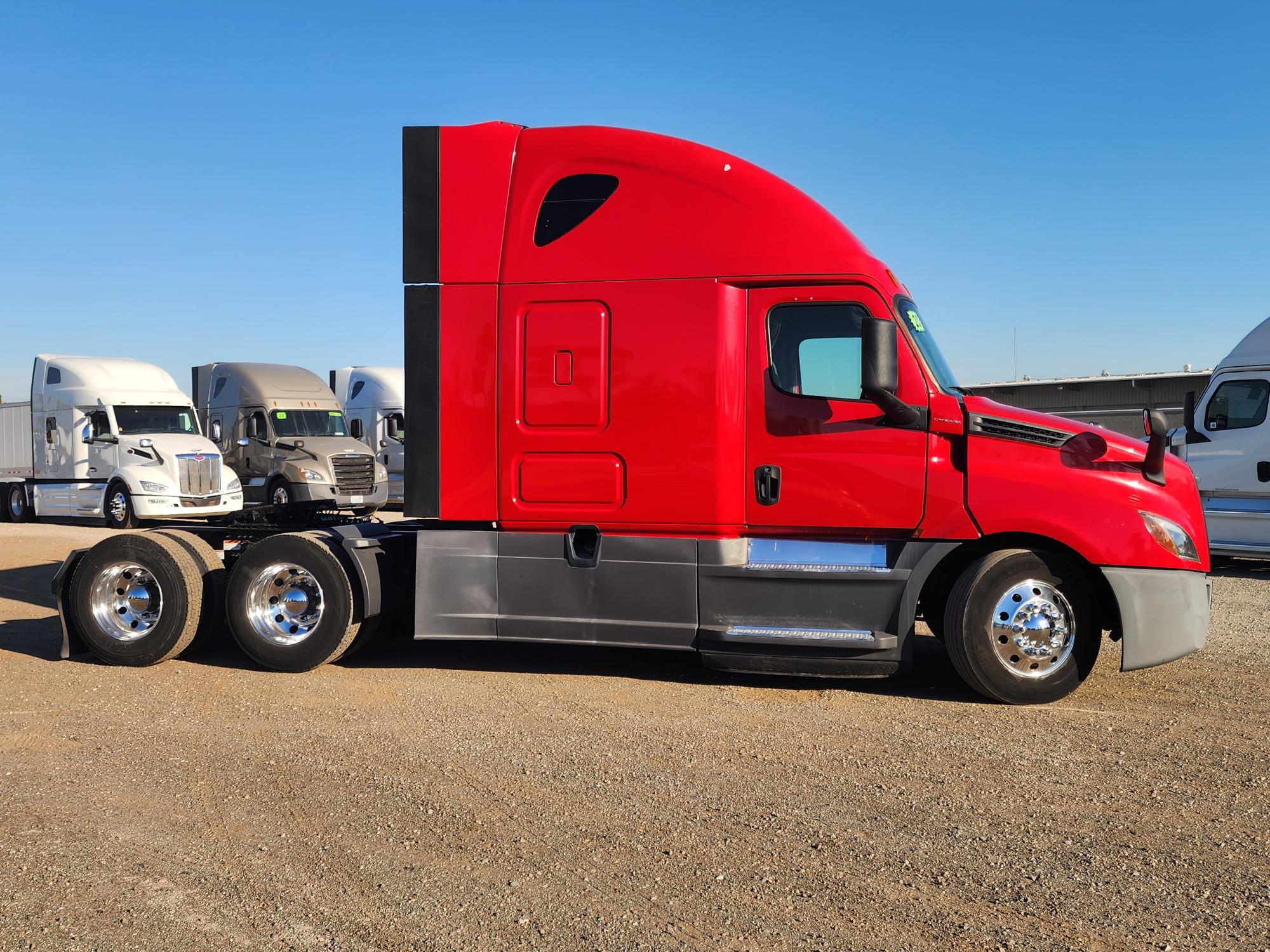 2020 FREIGHTLINER CASCADIA 126SLP - image 7