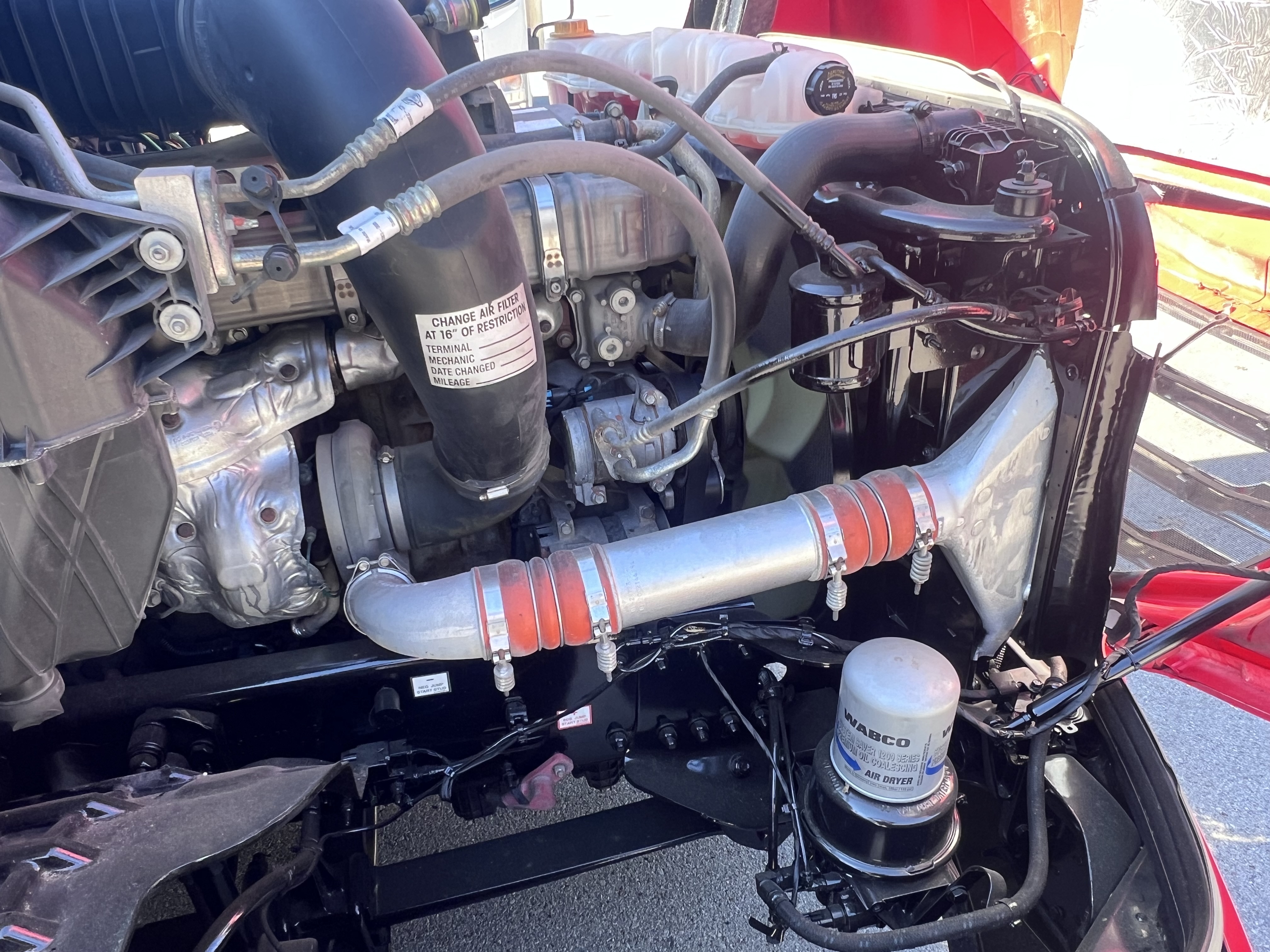 2021 FREIGHTLINER CASCADIA 126SLP - image 10