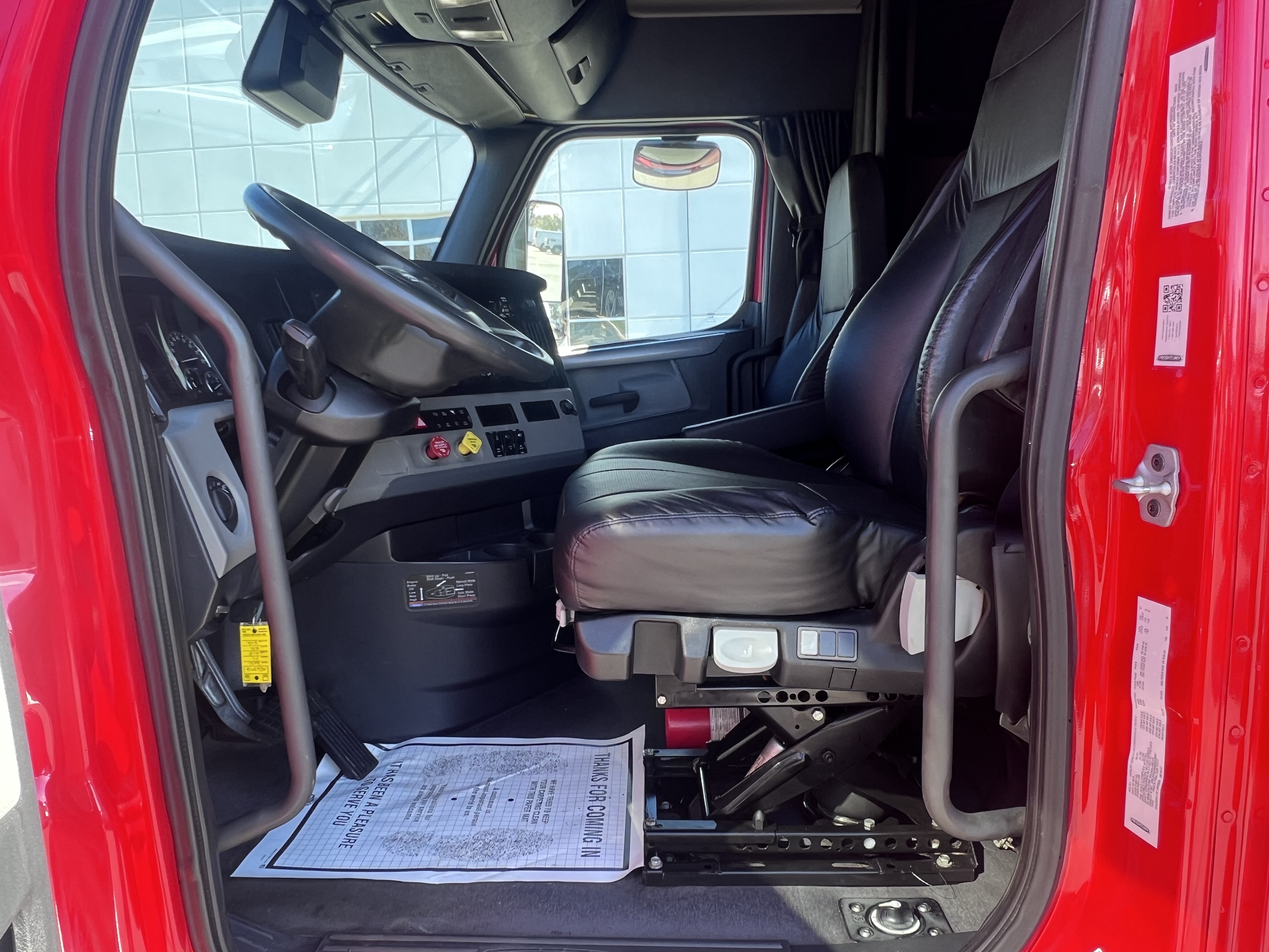 2021 FREIGHTLINER CASCADIA 126SLP - image 14