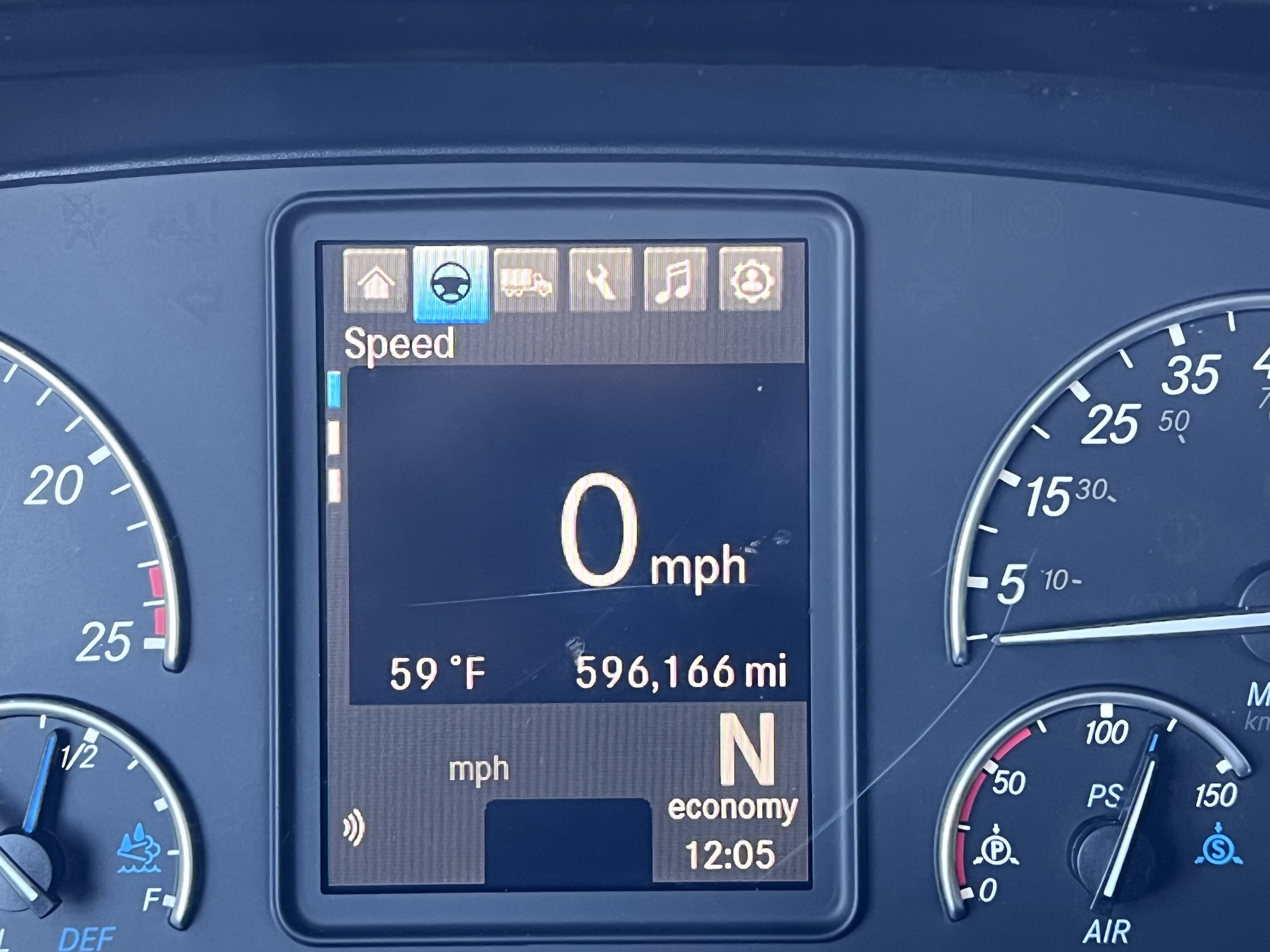 2021 FREIGHTLINER CASCADIA 126SLP - image 17