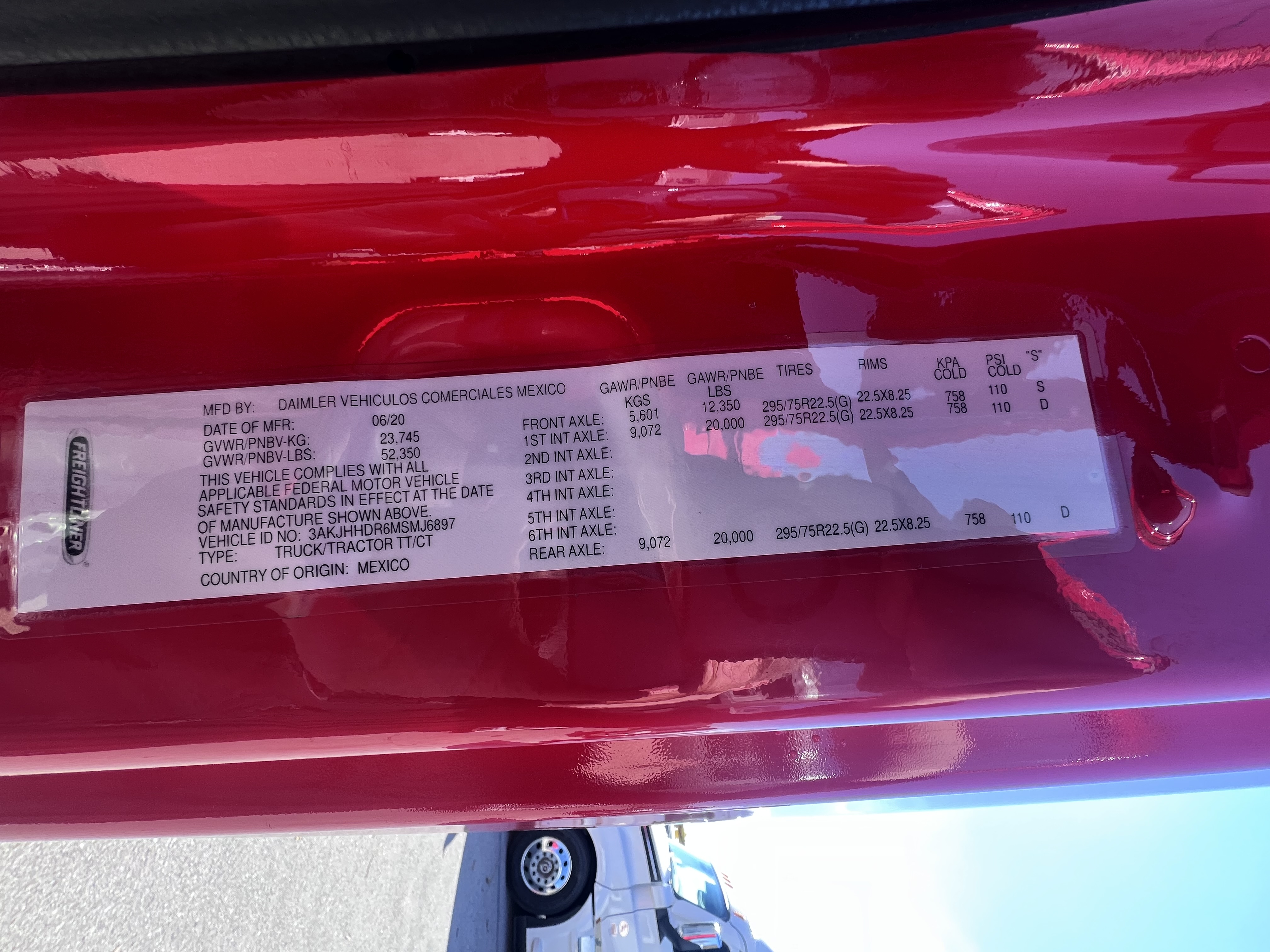 2021 FREIGHTLINER CASCADIA 126SLP - image 27