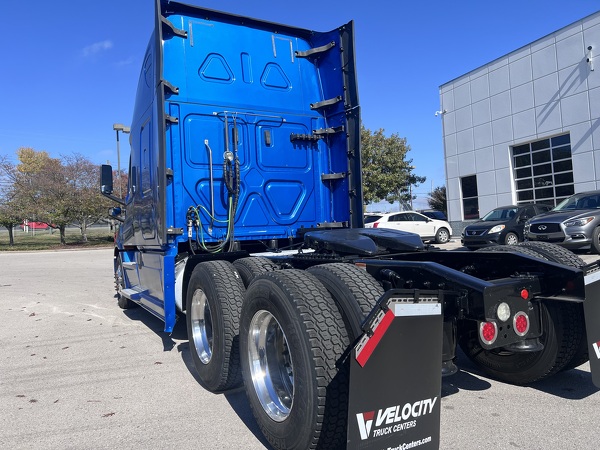 FREIGHTLINER CASCADIA 126SLP 2020