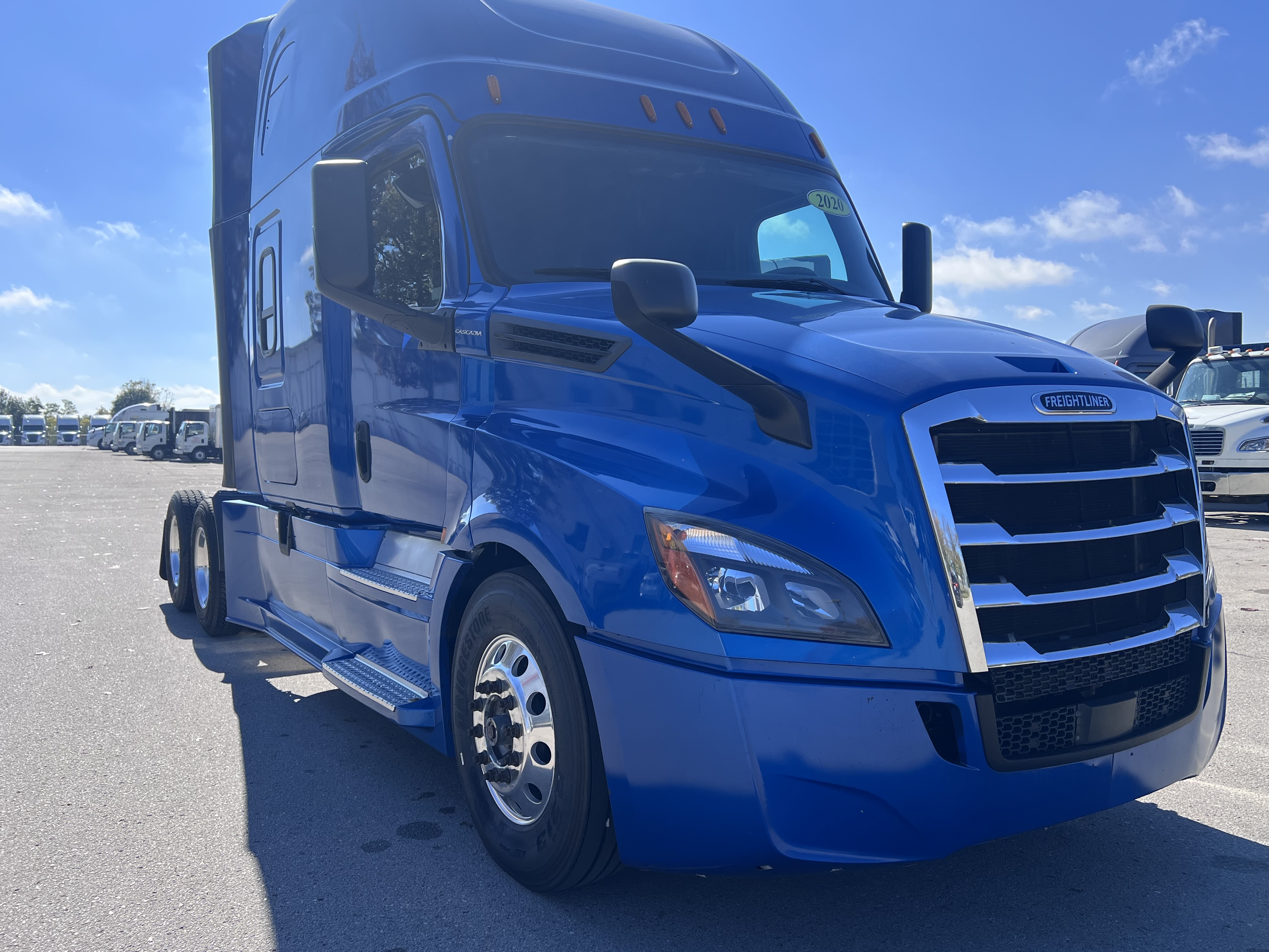 2020 FREIGHTLINER CASCADIA 126SLP - image 8