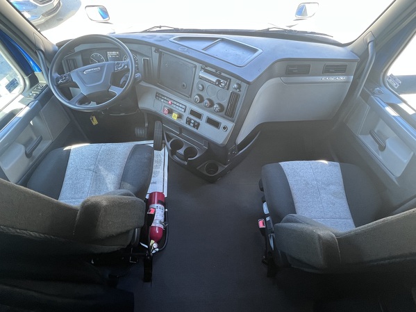 FREIGHTLINER CASCADIA 126SLP 2020