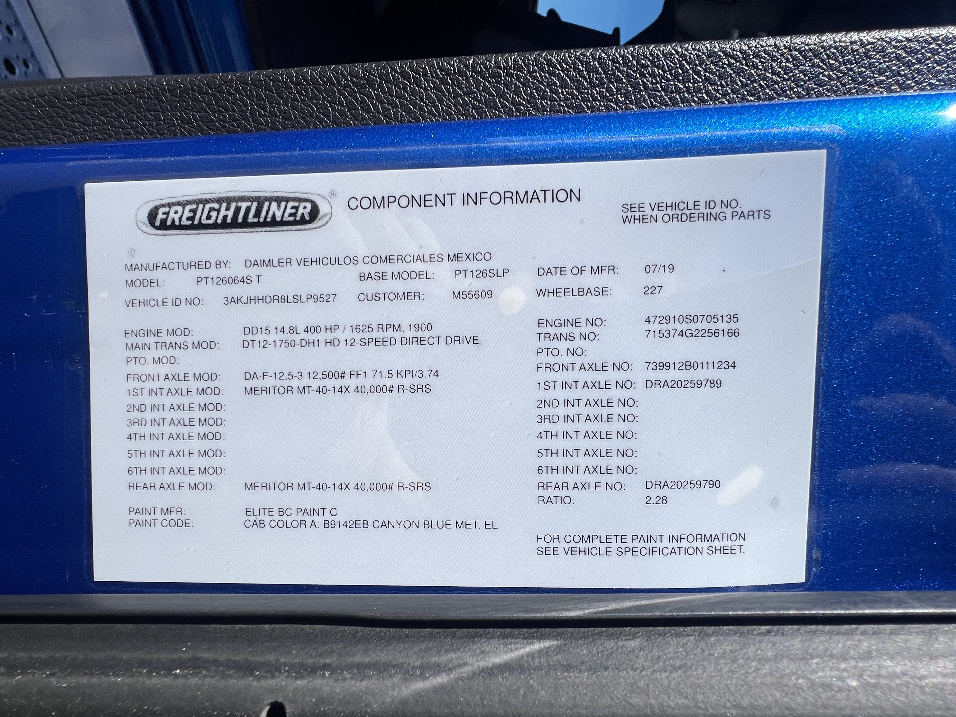 2020 FREIGHTLINER CASCADIA 126SLP - image 25