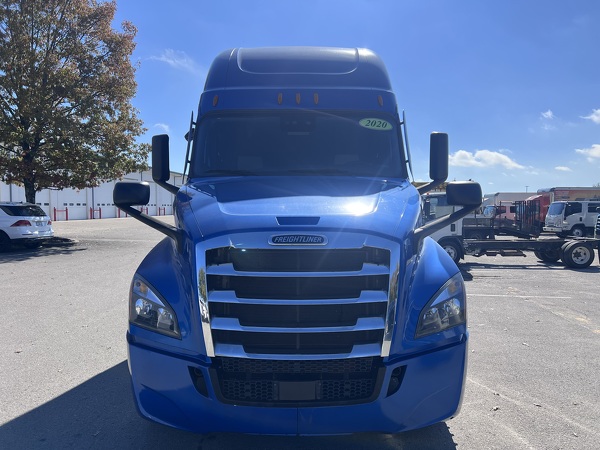 FREIGHTLINER CASCADIA 126SLP 2020