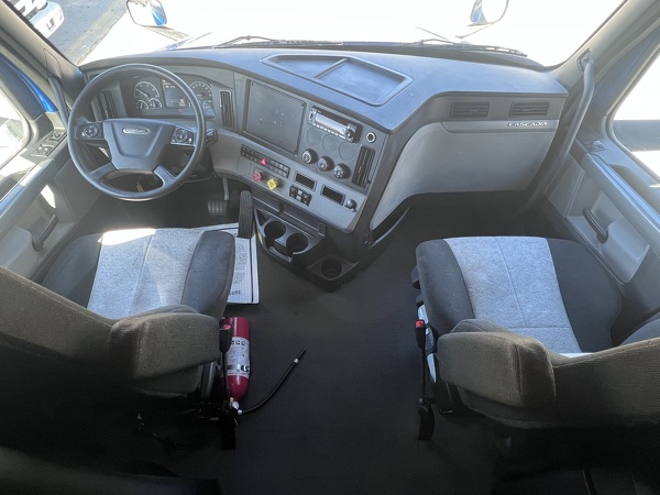 FREIGHTLINER CASCADIA 126SLP 2020