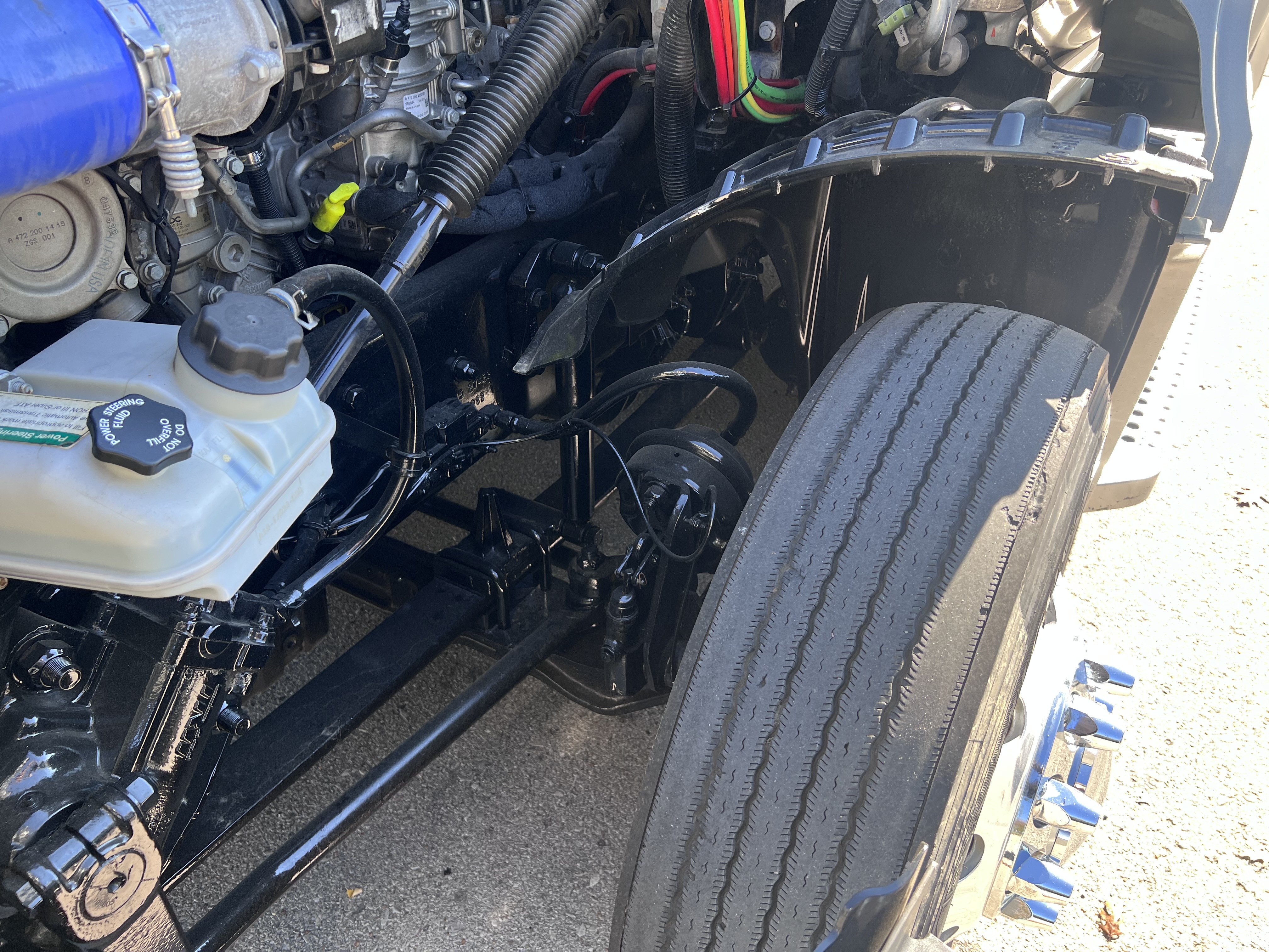 2020 FREIGHTLINER CASCADIA 126SLP - image 13