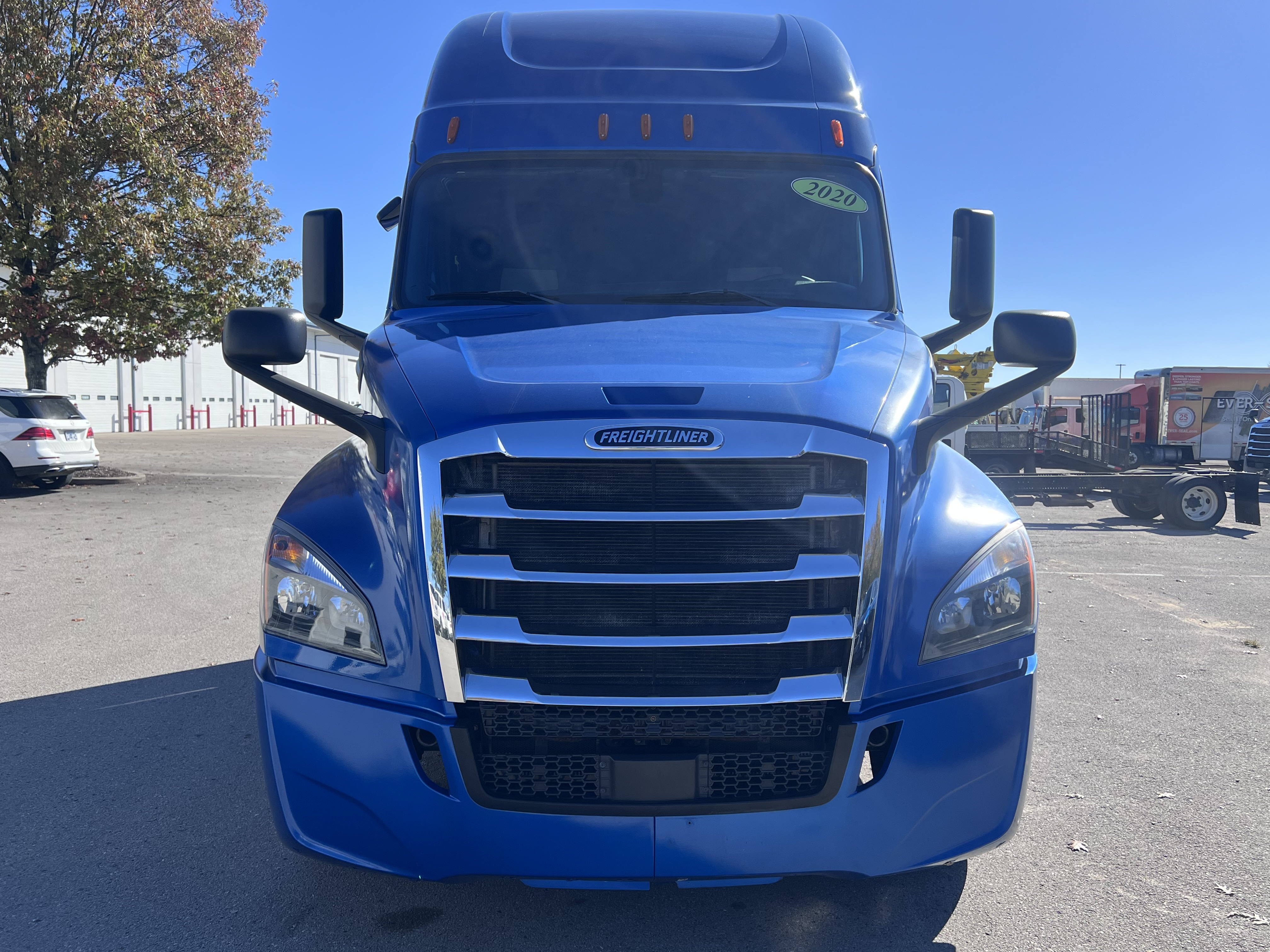 2020 FREIGHTLINER CASCADIA 126SLP - image 9