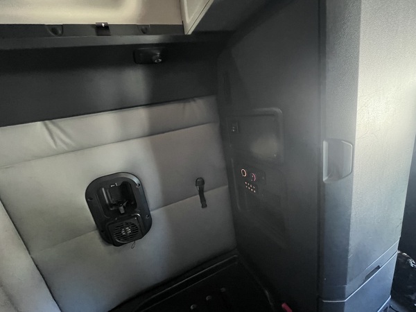 FREIGHTLINER CASCADIA 126SLP 2020