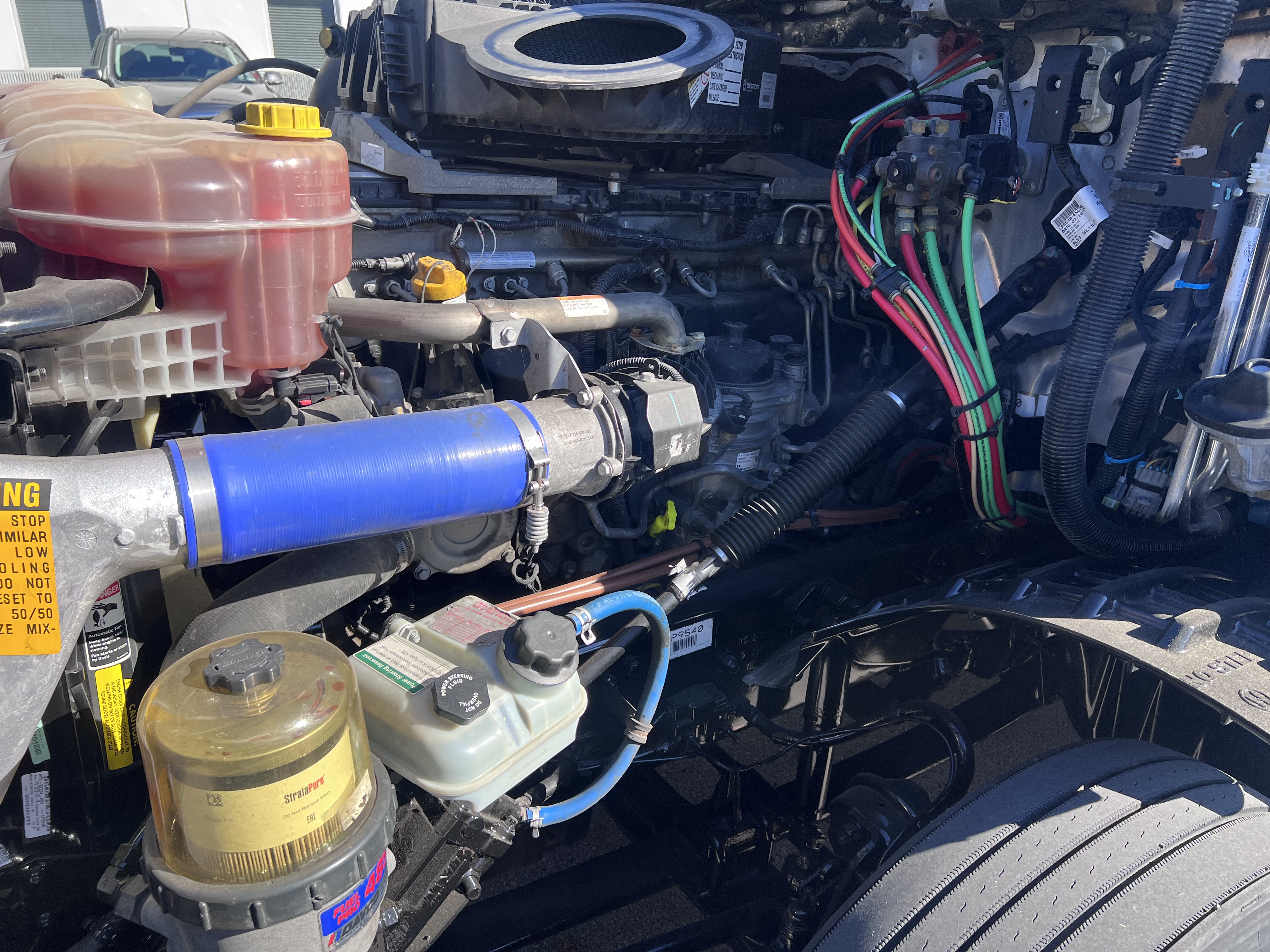 2020 FREIGHTLINER CASCADIA 126SLP - image 10