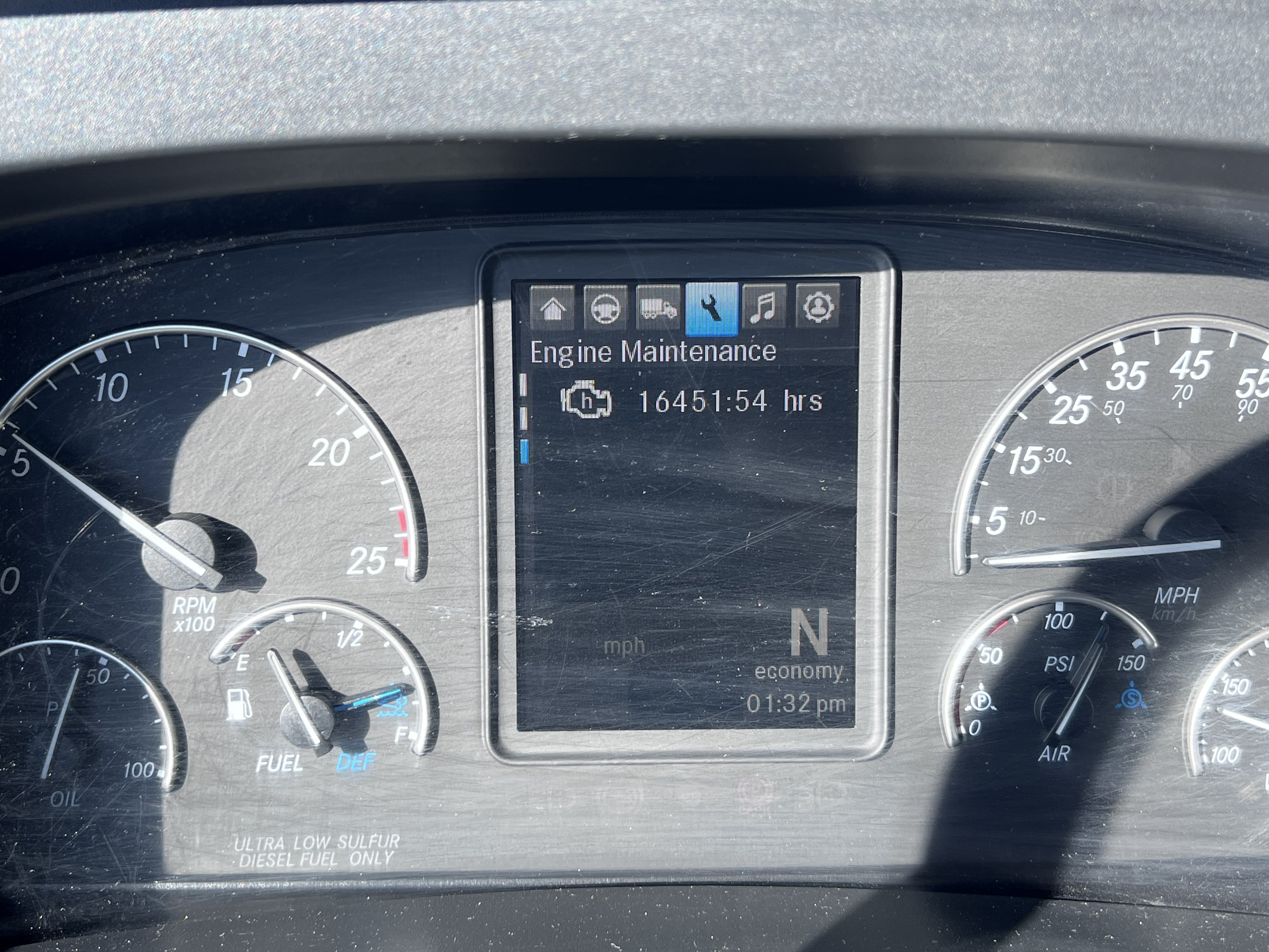 2020 FREIGHTLINER CASCADIA 126SLP - image 16